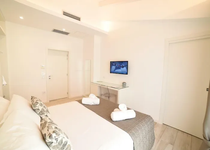 Affittacamere La Torre Del Mulino - Superior 4*