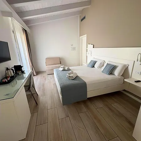 La Torre Del Mulino 게스트하우스 4*