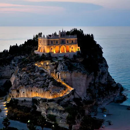 La Torre Del Mulino Gasthof Tropea