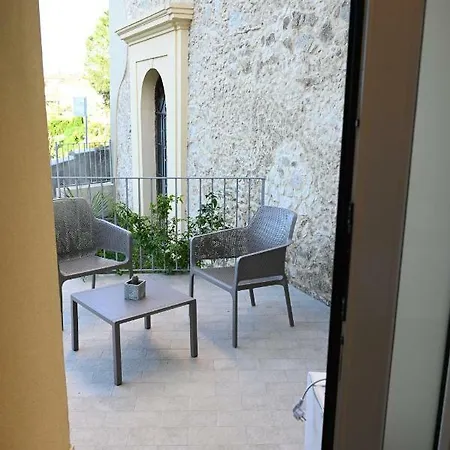 La Torre Del Mulino 게스트하우스 4*